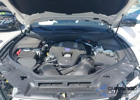 2024 Maserati Levante Modena Ultima z USA, uszkodzony, nr VIN ZN661YUM7RX447169